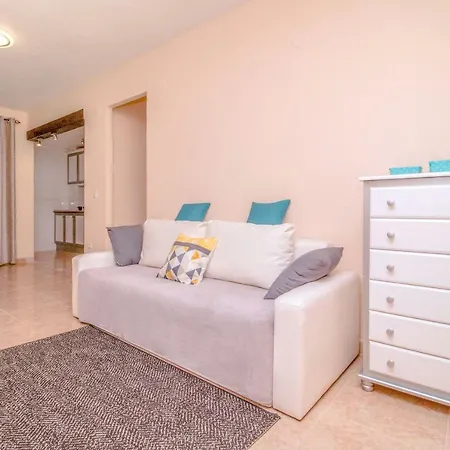 Apartamento Espanatour Estudio Bilbao 23 *